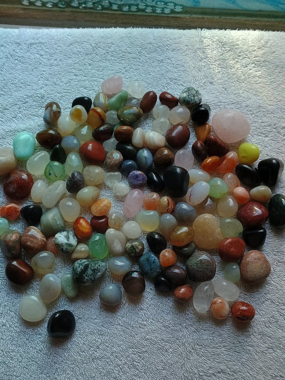 Crystal Stones Assortment, 1 kg Lot, Esoteric, Metaphysical, Healing